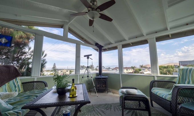 Morro Bay House | Come Share Our Dogwood Beach House - Dog Friendly