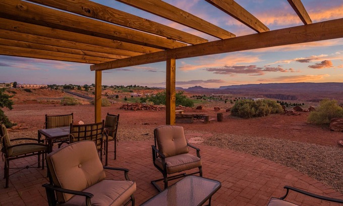 Page House | Come stay and play!