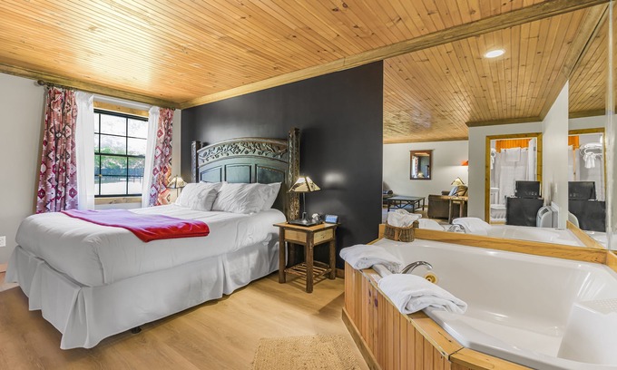 Eagle Bay Condo | Come stay at Great Pines for amazing views!