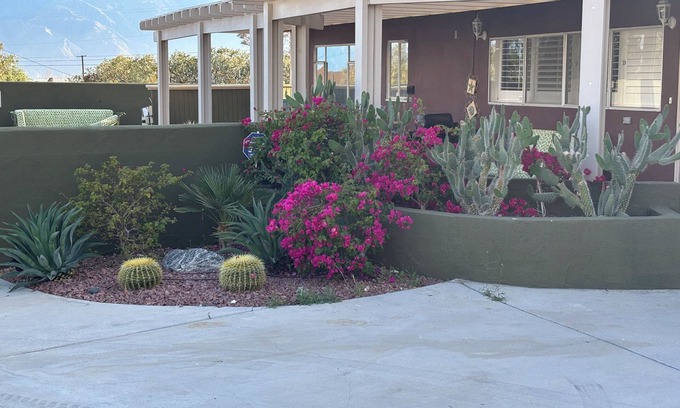 Desert Hot Springs House | Come stay at our wonderful Cactus Gardens Estate pool property