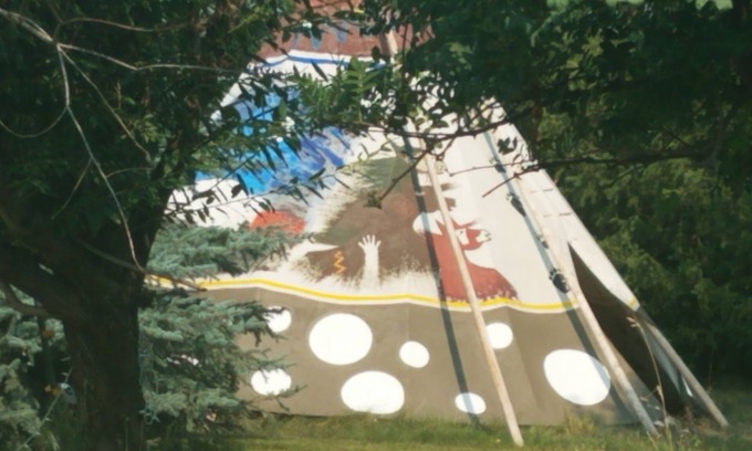 Florence Ski Chalet | Come Stay in a Tipi With WIFI