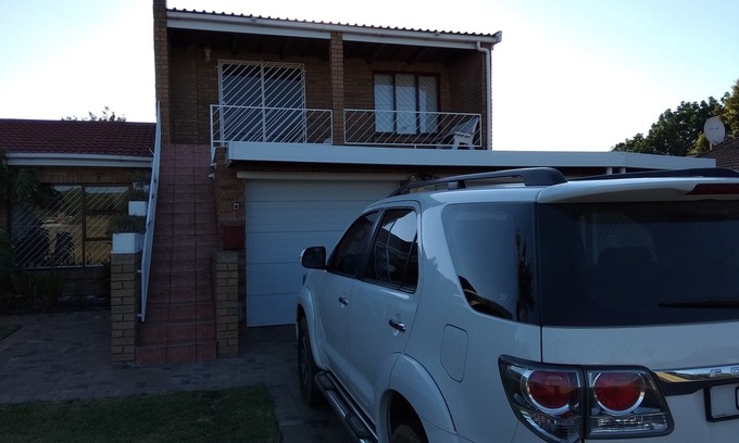 Kuils River Apartment | Come stay, relax and enjoy our hospitality