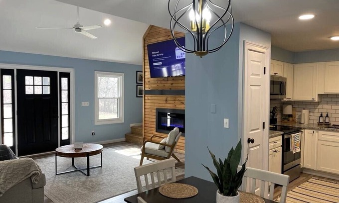 Burkesville House | Come stay with us @DHL! Great for families! <6mi to lake/golf