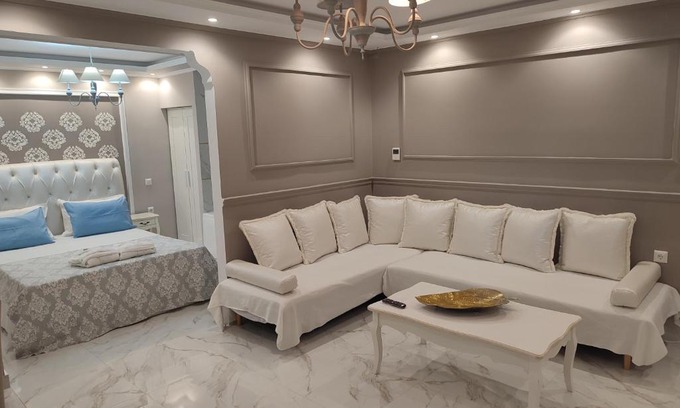 Trikala Apartment | Come to K A M House 2 - Σουίτα Ημιυπογείου