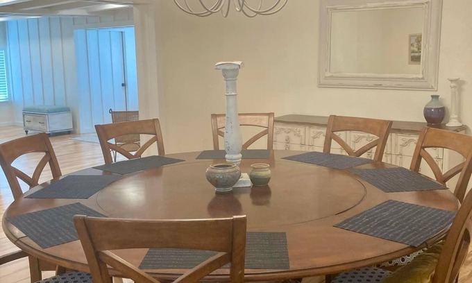 Frostproof Cottage | Come visit this Amazing Cottage on Beautiful Lake Reedy!