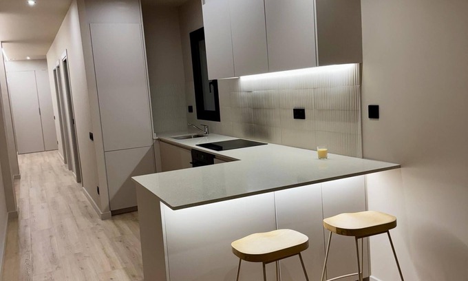 Santa Coloma de Gramenet Apartment | Comfortable and stylish apartment