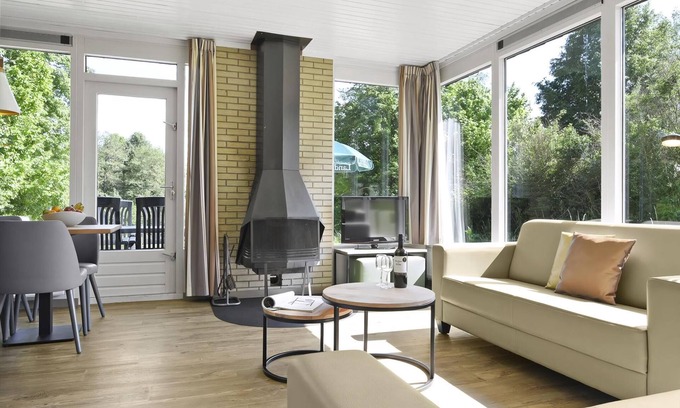 Kell am See House | Comfort 6-person bungalow in the holiday park Landal Hochwald