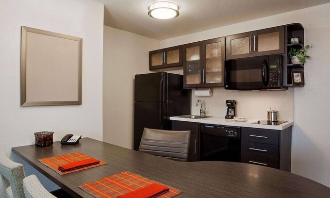 Westchase House | Comfort and Convenience! FREE Parking, Pets Allowed, Near Memorial City Mall!