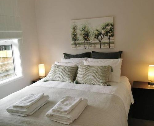 Tauranga House | Comfort and Peace at The Lakes