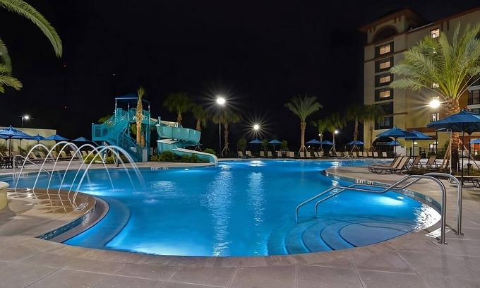 Florida Central Atlantic Coast Hotel | Comfort and Relaxation! Kitchenette, Swimming Pool, Pet-friendly Property!