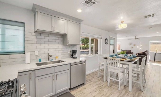Coronado House | Comfort & Charm in Coronado with Patio and FirePit