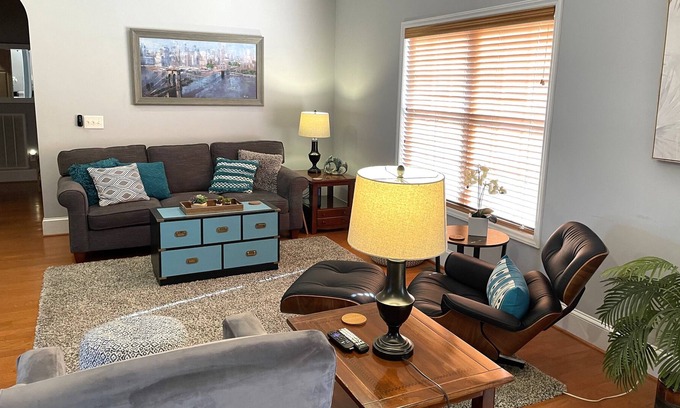 Florence House | Comfort & Convenience in West Florence