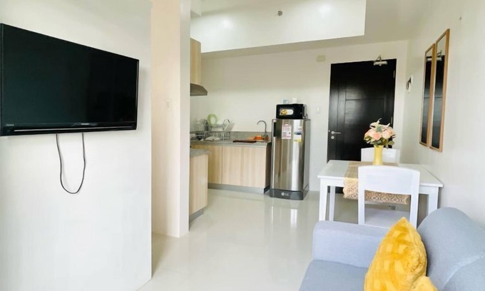 Mandurriao Apartment | Comfort & Convenience: Studio Condo in Iloilo