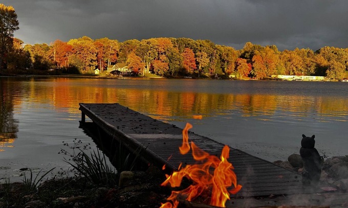 New Franklin House | COMFORT COTTAGE - On the Lake
