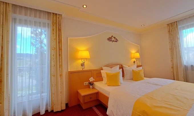 Alberschwende House | Comfort double room with balcony - Schedlers Löwenhotel Garni*