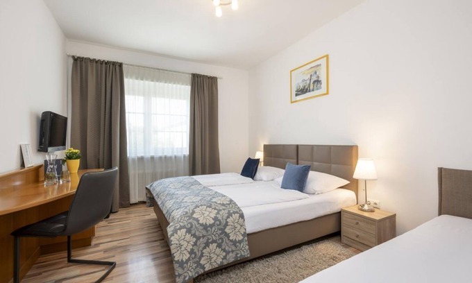 Taxham Bed & Breakfast | Comfort double room, breakfast - Salzburg Hotel Lilienhof