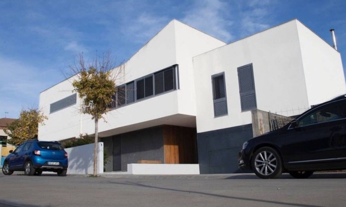 Vallfogona de Balaguer House | Comfortable house with private pool and barbecue for 12 people