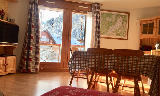 Les Contamines-Montjoie Apartment | Comfortable, bright and well located apartment, 2 rooms, 51 m2, 6 people