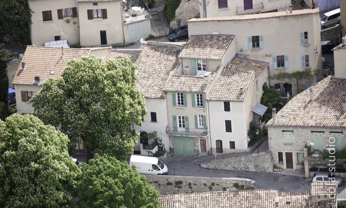 Moustiers-Sainte-Marie Apartment | Comfort, terrace with lovely view over the valley, garage