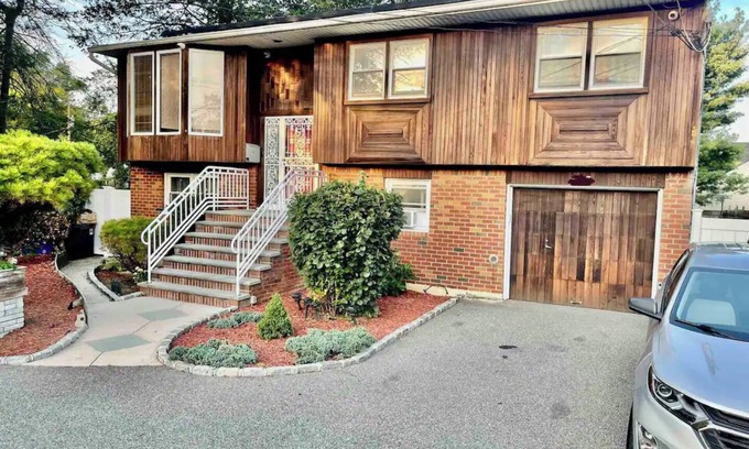 Baldwin Apartment | Comfort Haven/King-Sized Bed/Near Nautical Mile- 20 minutes from JFK