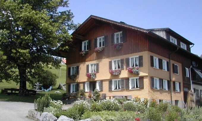 Sulzberg Apartment | Comfort-Holiday-Apartment with mountain view