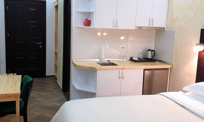 Mbrostar-Urë Hotel | Comfort Hotel