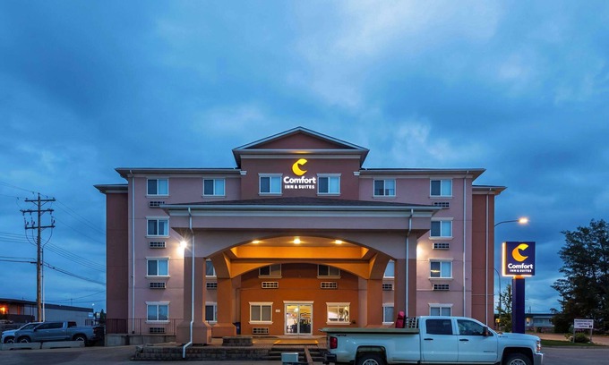 Edson Hotel | Comfort Inn And Suites Edson