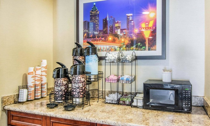 Summerhill Hotel | Comfort Inn Atlanta Downtown South