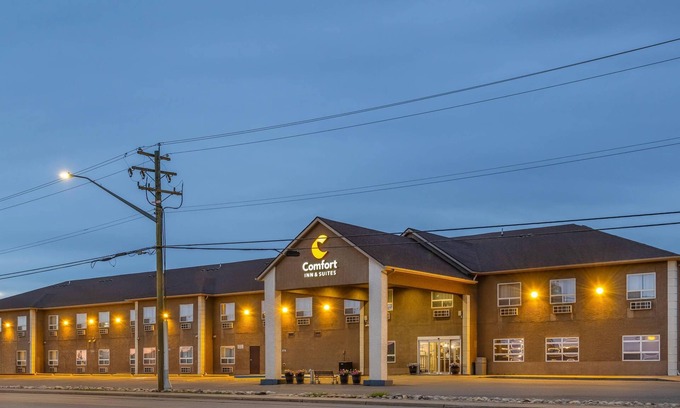 Dawson Creek Hotel | Comfort Inn