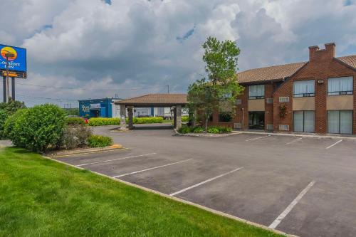 Desjardins Hotel | Comfort Inn