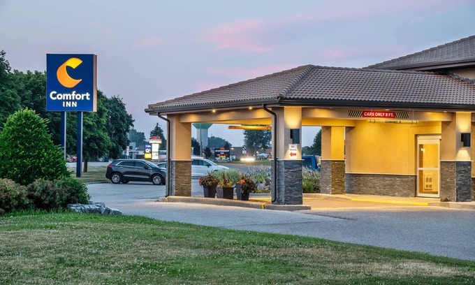 Chatham-Kent Hotel | Comfort Inn Chatham