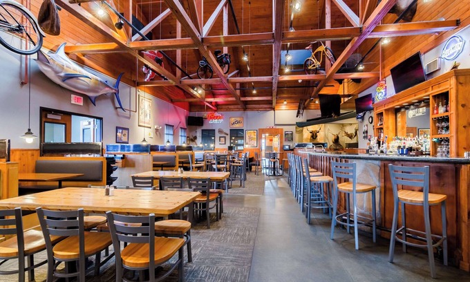 Colby Hotel | Comfort Inn Colby