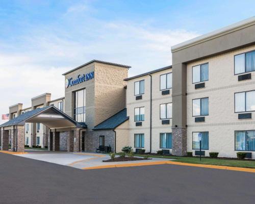 Romulus Hotel | Comfort Inn Metro Airport