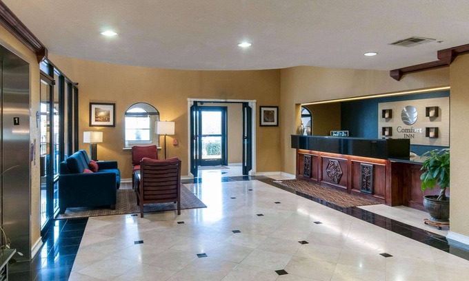 Conroe Hotel | Comfort Inn North Conroe