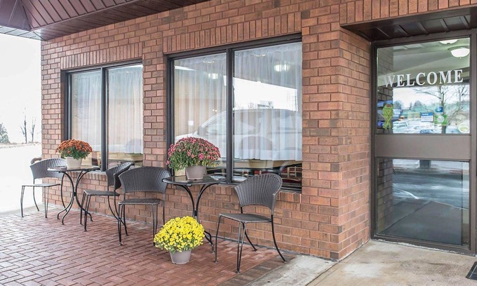 Pembroke Hotel | Comfort Inn Pembroke