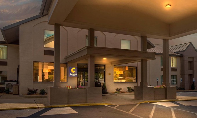 Petersburg Hotel | Comfort Inn Petersburg Near Fort Gregg-Adams