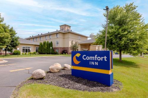 Plover Hotel | Comfort Inn Plover-Stevens Point