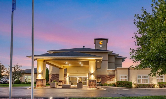Plover Hotel | Comfort Inn Plover-Stevens Point