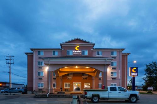 Edson Hotel | Comfort Inn & Suites