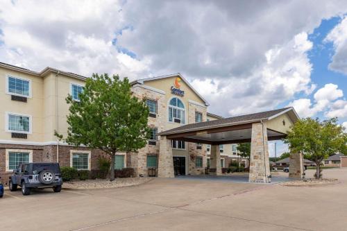 Gatesville Hotel | Comfort Inn & Suites Gatesville near Fort Cavazos