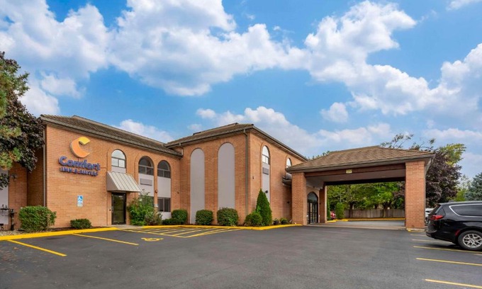 Mundelein Hotel | Comfort Inn & Suites Mundelein-Vernon Hills