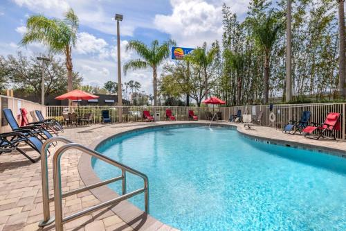 Sanford Hotel | Comfort Inn & Suites Orlando North