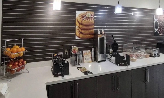 Claremore Hotel | Comfort Inn & Suites