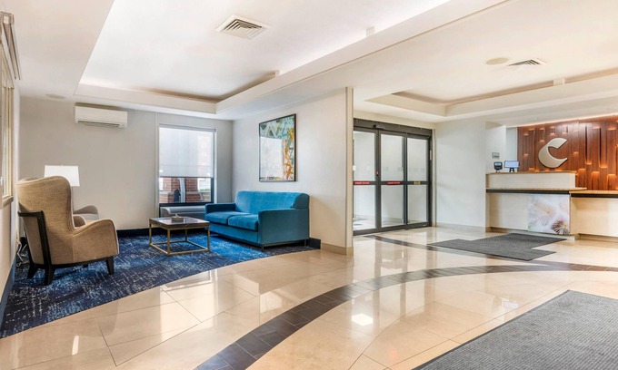 The Gate Hotel | Comfort Inn & Suites