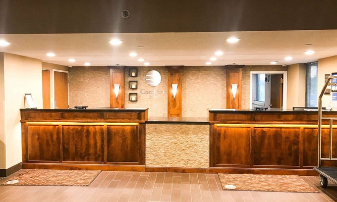 Farmington Hills Hotel | Comfort Inn