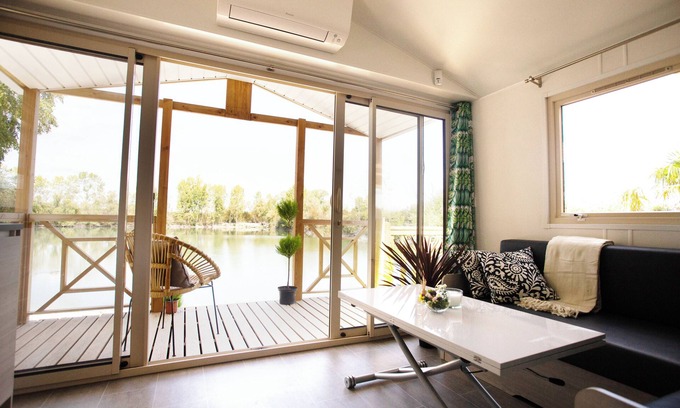 Gravon House | Comfort lodge on the water (5 people)