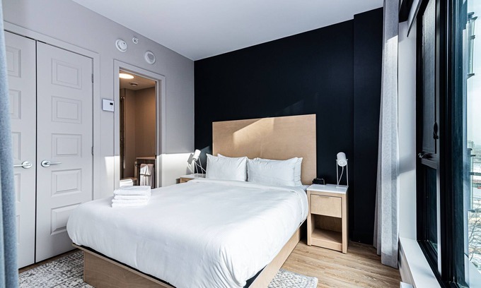 Griffintown Apartment | Comfort - One bedroom