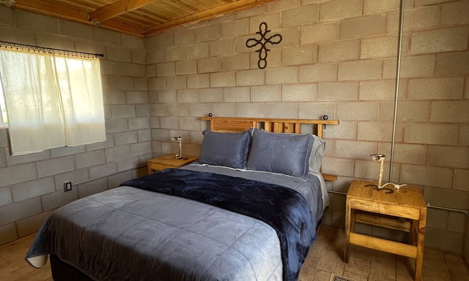 San Antonio de las Minas House | Comfort Room Marengo
