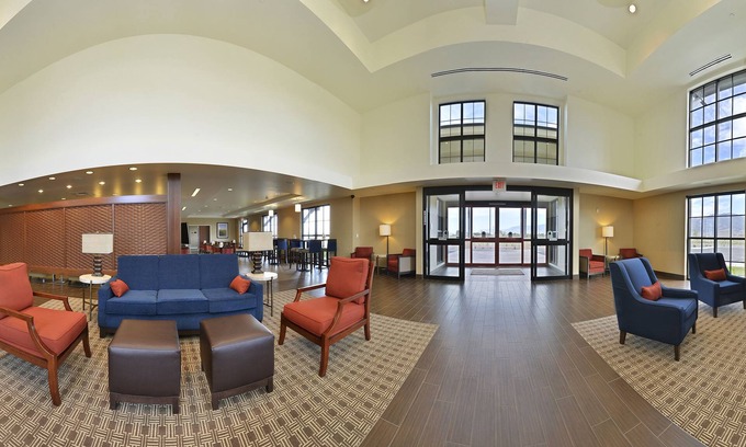 Bozeman Hotel | Comfort Suites Airport - University