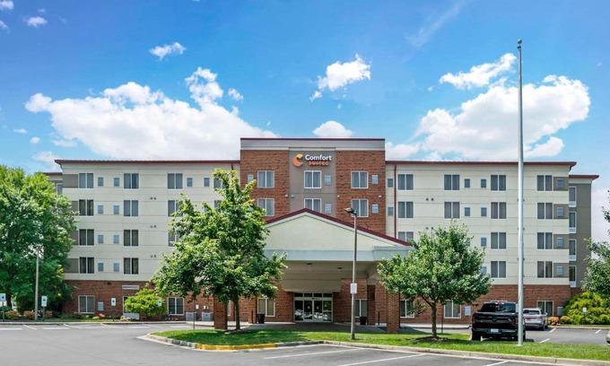 Glen Allen Hotel | Comfort Suites At Virginia Center Commons
